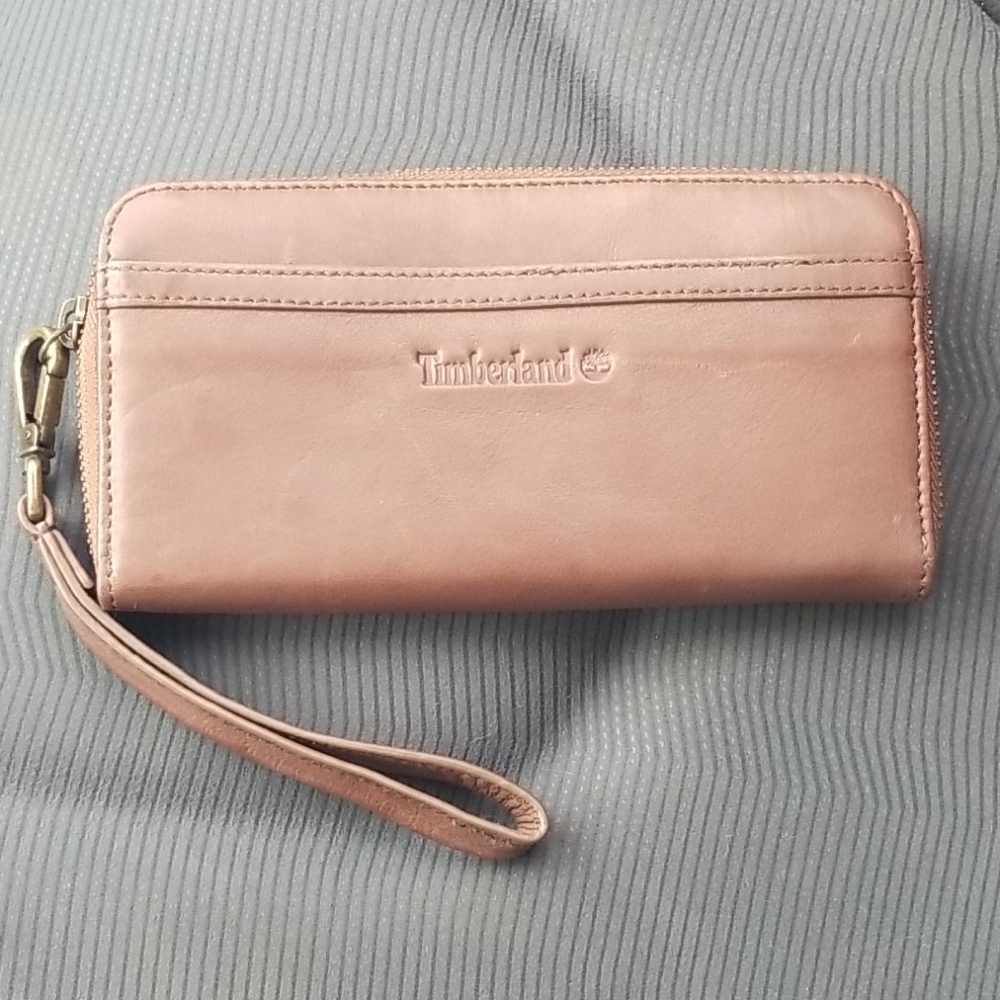 NWOT - Timberland Wristlet